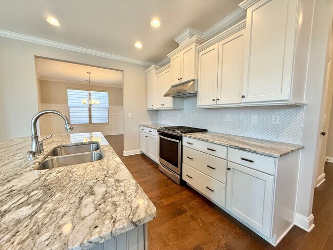 Building Photo - 516 Vivian Lee Ln
