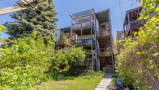 Building Photo - 5006 N Wolcott Ave