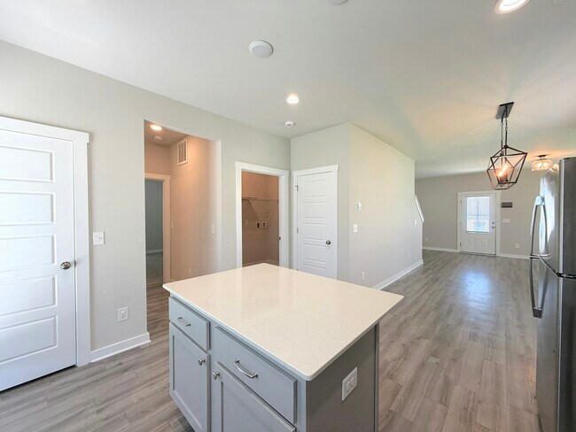 Building Photo - 219 Cotton Bayou Dr