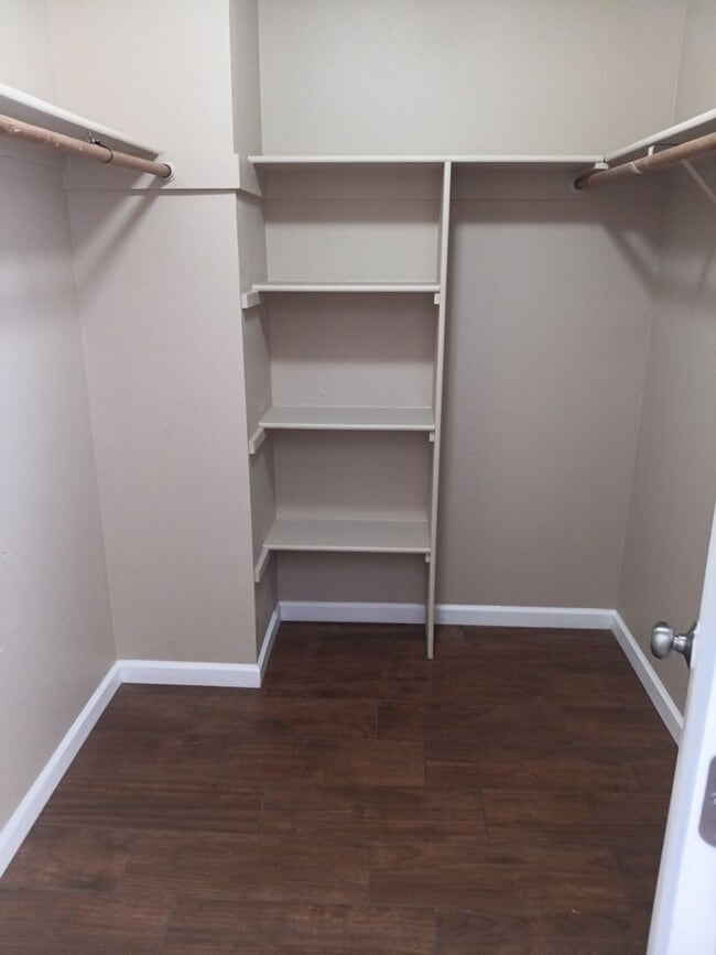 Building Photo - Available Now! 3 Bedroom 2 Bathroom Located in SW ABQ!! Showings Available! Price drop!