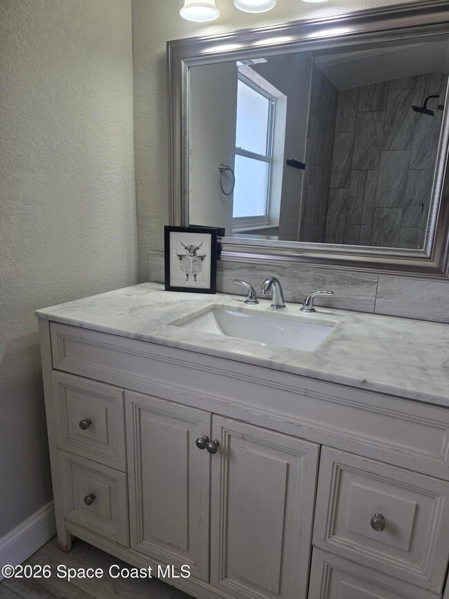 Building Photo - 910 S Orlando Ave