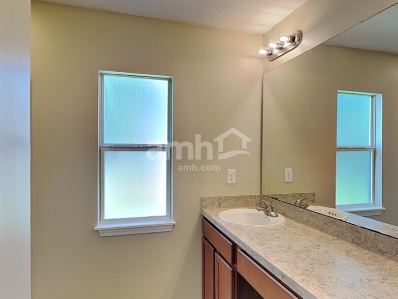 Building Photo - 6126 Sage Willow Way