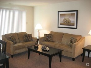 Emerald Ridge - Clementon, NJ | Apartment Finder