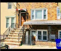 Building Photo - 610 Grand St