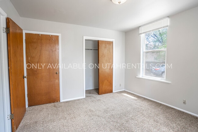 Building Photo - 212 S 1600 W