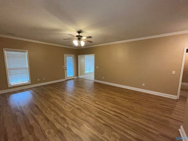 Building Photo - 120 Lexi Ln