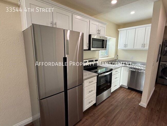 Building Photo - 33544 4th St