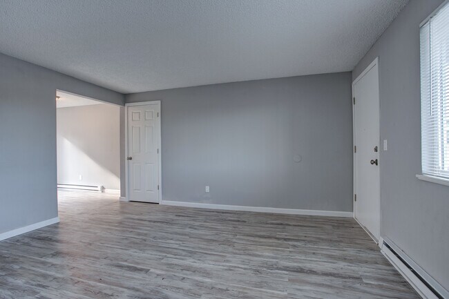 Building Photo - 431-01 St. Mary's Apartments LLC