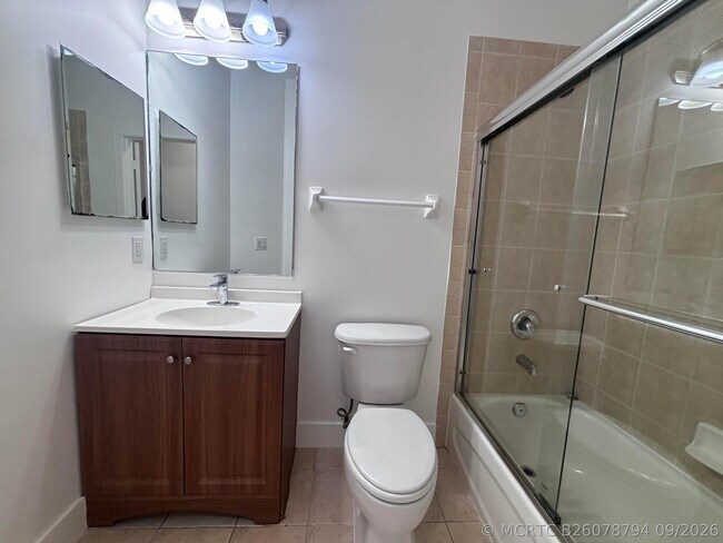 Building Photo - 3930 Sabal Way