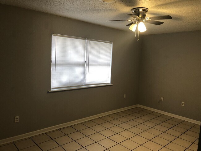 Building Photo - 3333 12th Ave