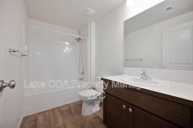 Building Photo - 12335 Gipper Loop