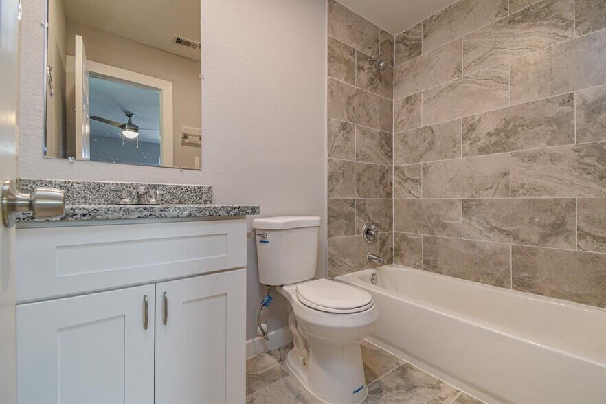 Building Photo - 7954 Nashville St