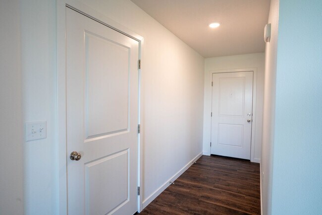 Building Photo - Brand New 3 Bedroom Home