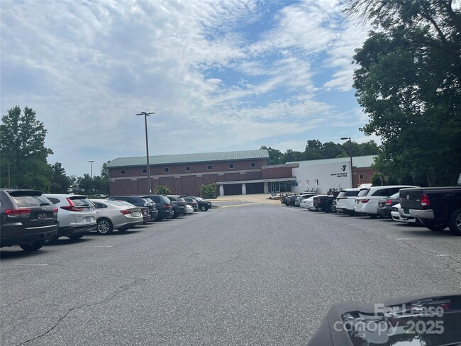 Building Photo - 221 Spring Gardens Drive