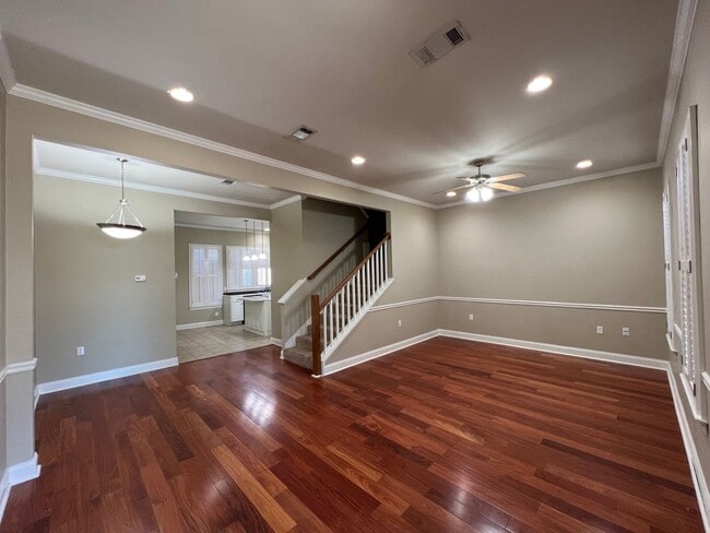 Building Photo - 1319 Bromley Park Dr