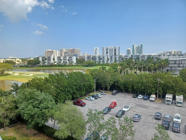 Building Photo - 1755 E Hallandale Beach Blvd