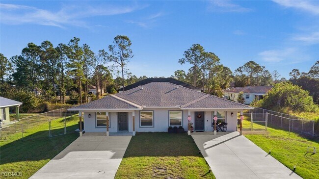 Building Photo - 915 Graystone Ave