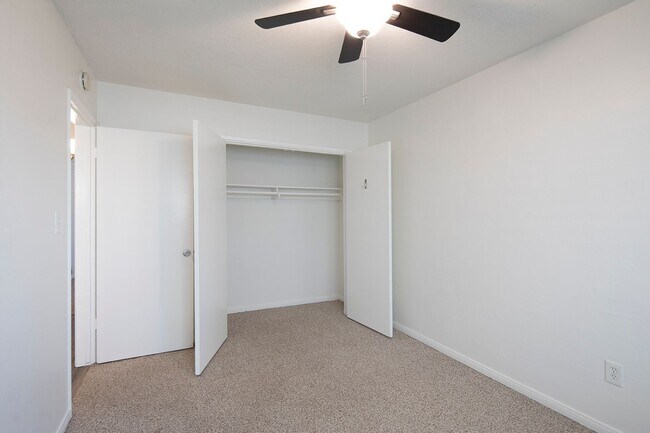 Building Photo - XL Charming 2bd/2ba Apt. in South Park