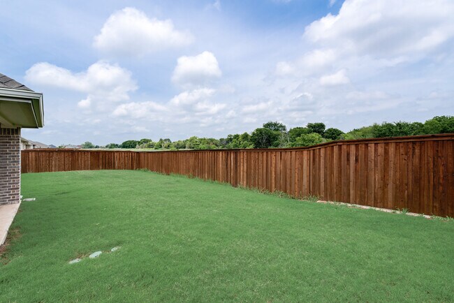 Building Photo - 243 Frio Dr