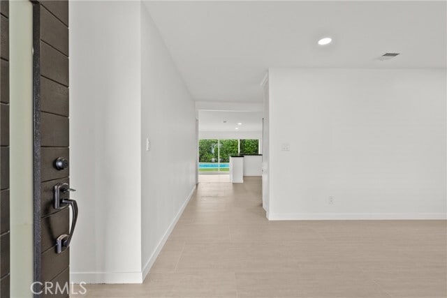 Building Photo - 10144 Gaviota Ave