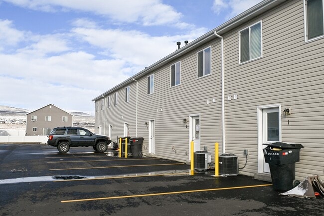 Building Photo - 2814 W 450 N
