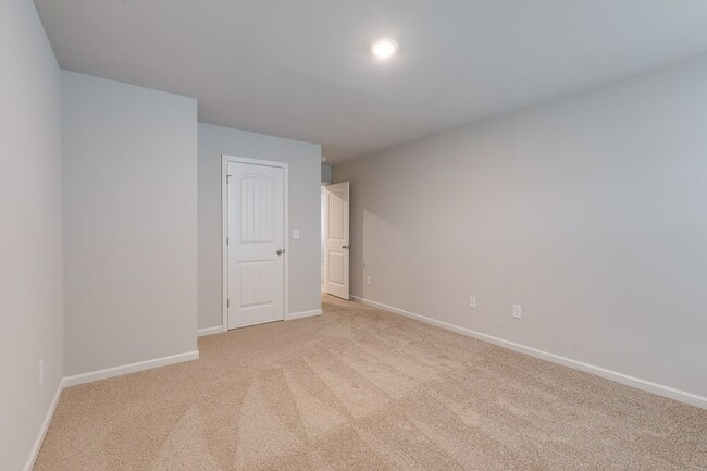 Building Photo - 380 Alyssa Lndg Dr