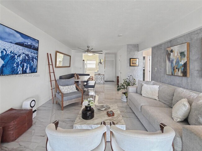 Building Photo - 5301 Ocean Terrace