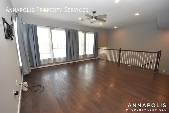 Building Photo - 7736 Cresap Ln