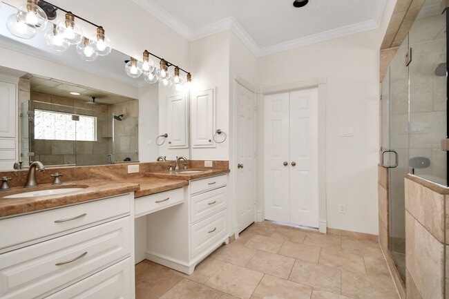 Building Photo - 4003 Perry Knoll Ct