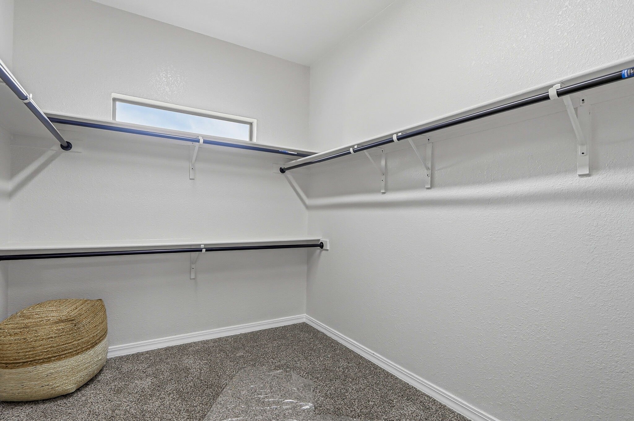 Building Photo - 3121 Tierra Paola Ln