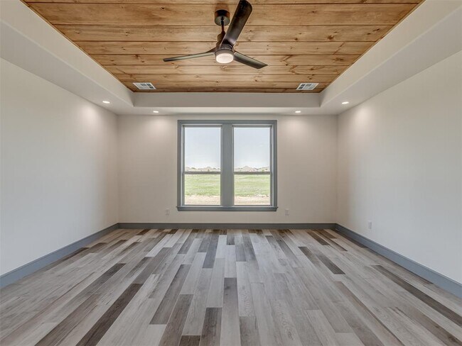Building Photo - 9332 SW 33rd Pl