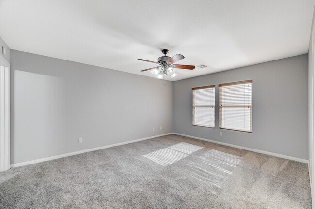 Building Photo - 5593 Markley Ave