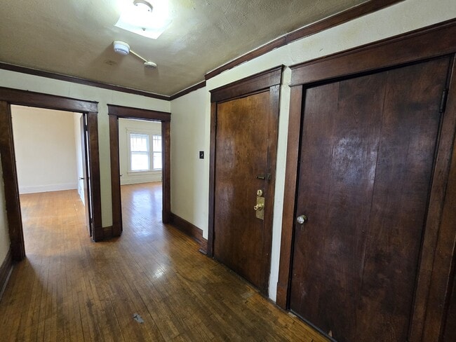 Building Photo - 118 Harrison St