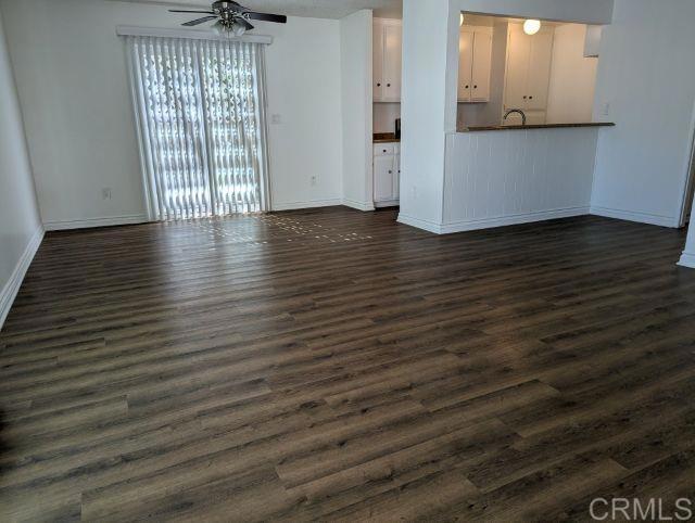 Building Photo - 402 E Meats Ave