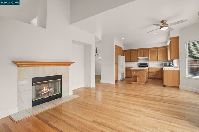 Building Photo - 903 Arrowhead Terrace