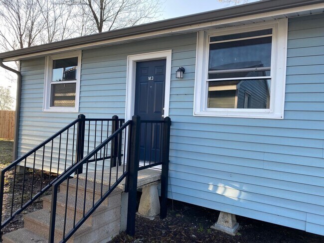 Building Photo - 115 S Girouard Rd