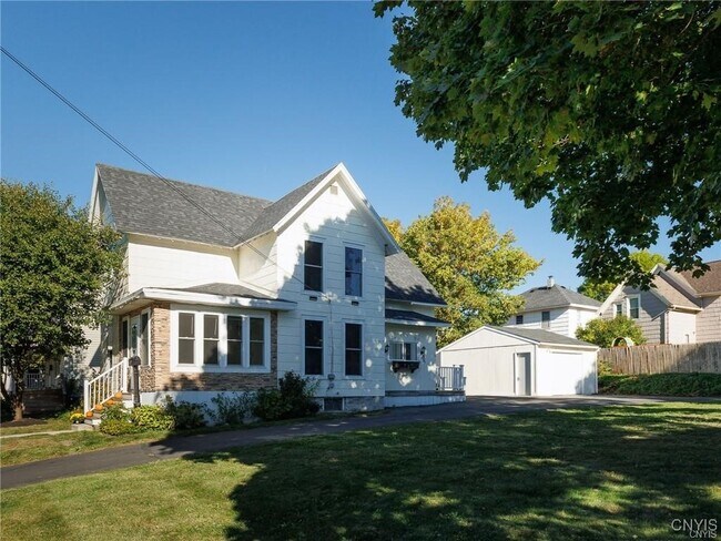 Building Photo - 435 S Hamilton St