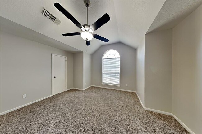 Building Photo - 14023 Cypress Falls Dr