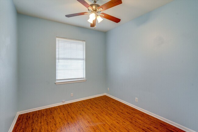 Building Photo - 2300 Wisteria Way