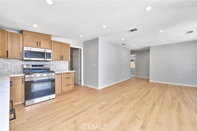 Building Photo - 708 N El Molino Ave