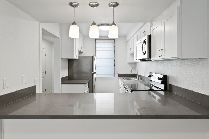 Building Photo - 712 S Fernwood St