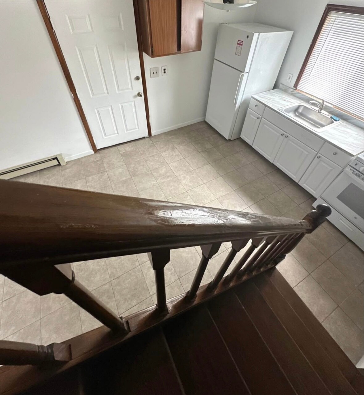 Building Photo - 17 Towne Ln