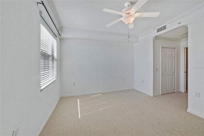 Building Photo - 16804 Vardon Ter