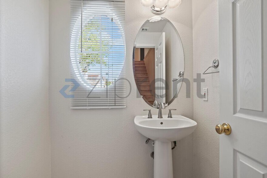 Building Photo - 5148 Bridgton Ct