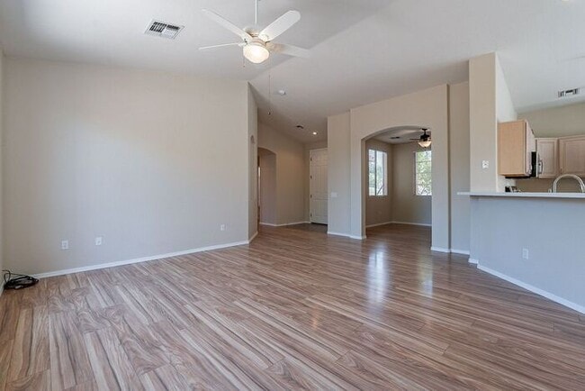 Building Photo - 7602 W Starry Night Ln