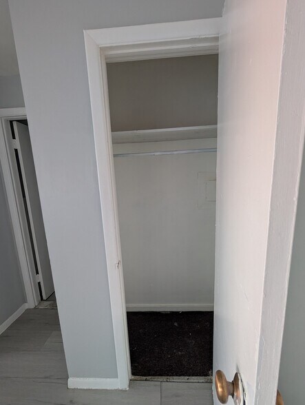 Building Photo - 194 Washington St