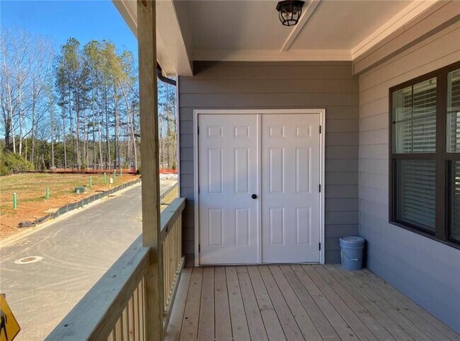 Building Photo - 412 Stovall Pl