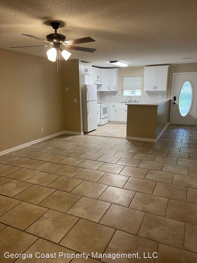 Building Photo - 2 br, 2 bath House - 154 Leeswood Circle