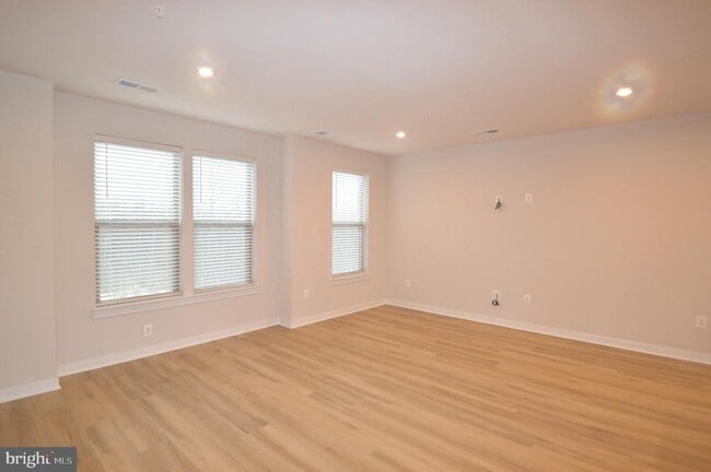 Building Photo - 13651 Innovation Station Lp