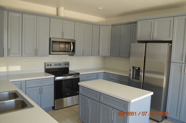 Building Photo - 16777 English Country Trail
